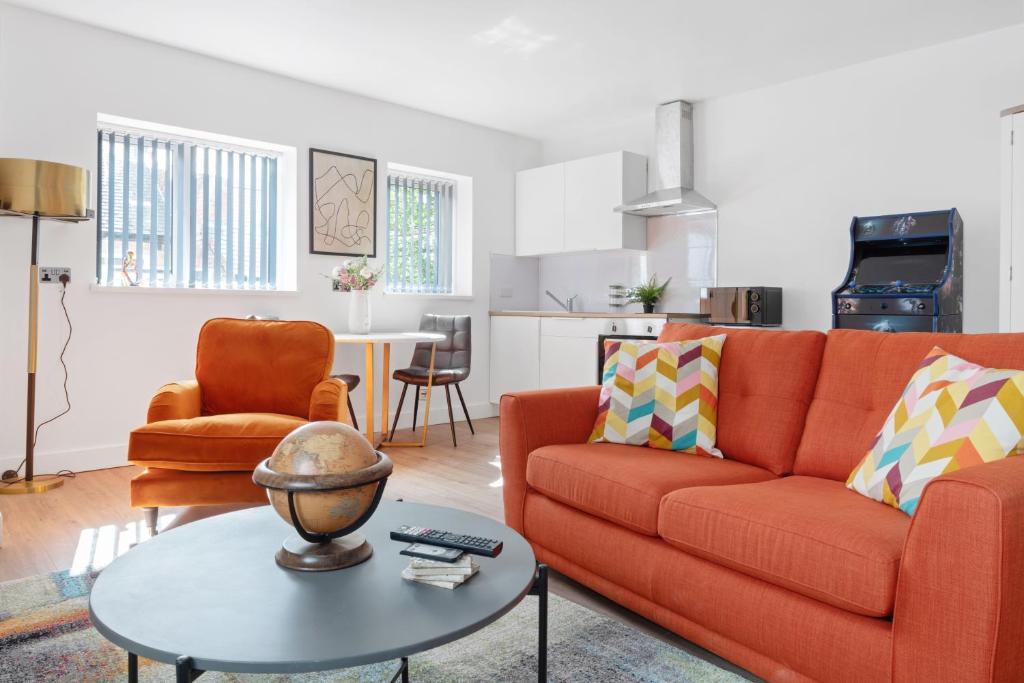 Modern Studio in Arnold centre, Nottingham