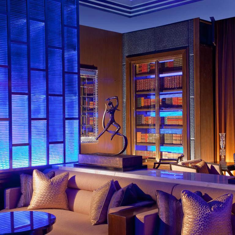 Bar/lounge