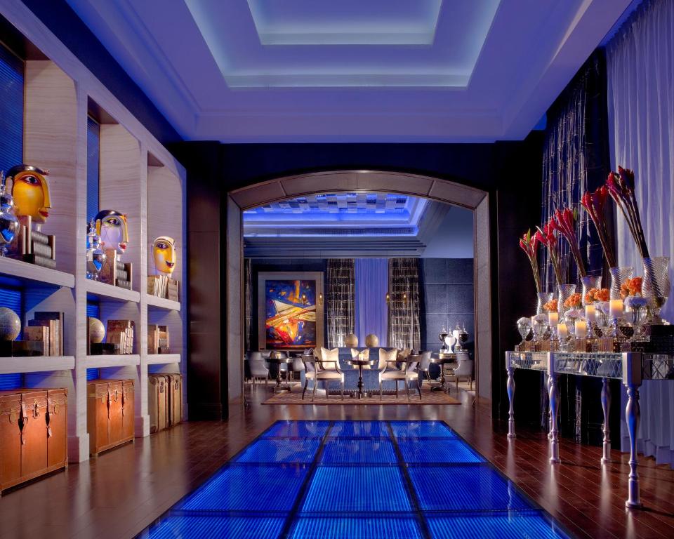 Bar/lounge