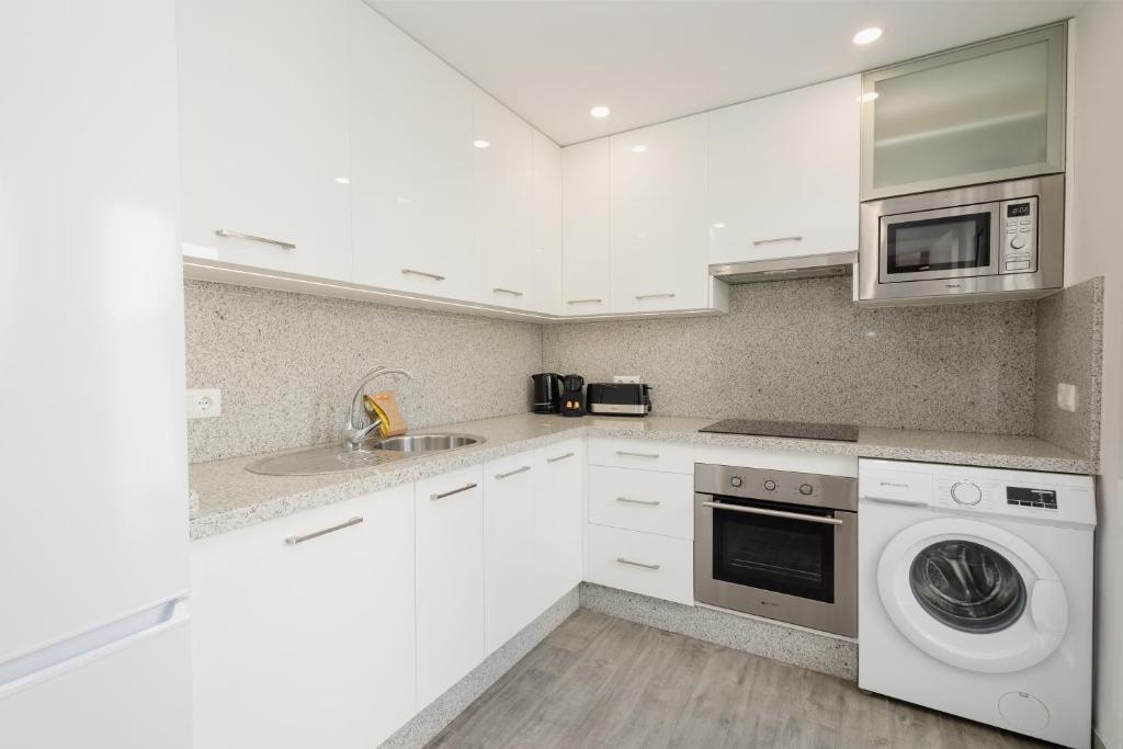 Townhouse, recently renovated and 200m from La Cala beach, in Mijas Costa - 5