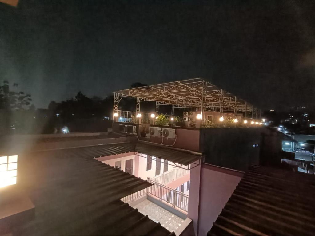 Karana Guest House Syariah Bandung &#038; Luang Cafe