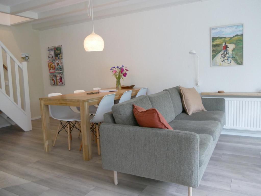 Jonas - Luxe appartement naast de duinen, Oosterend