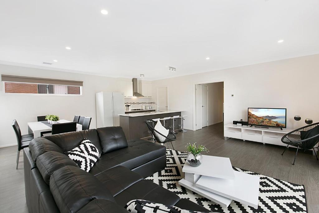Palm Grove Beach House Dromana — Hotel in Mornington Peninsula