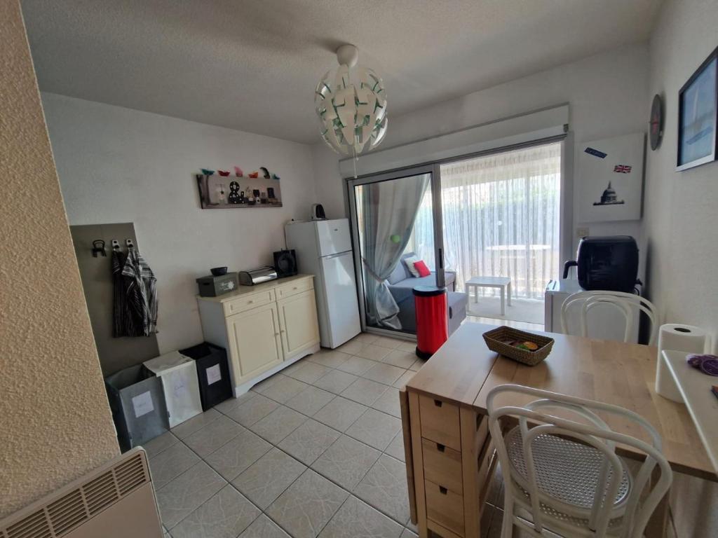 Appartement Lumineux avec Piscine Tout à pied - 4