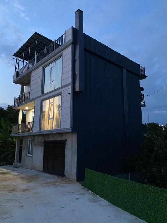 Maison avec vue panoramique et piscine, Gant'iadi