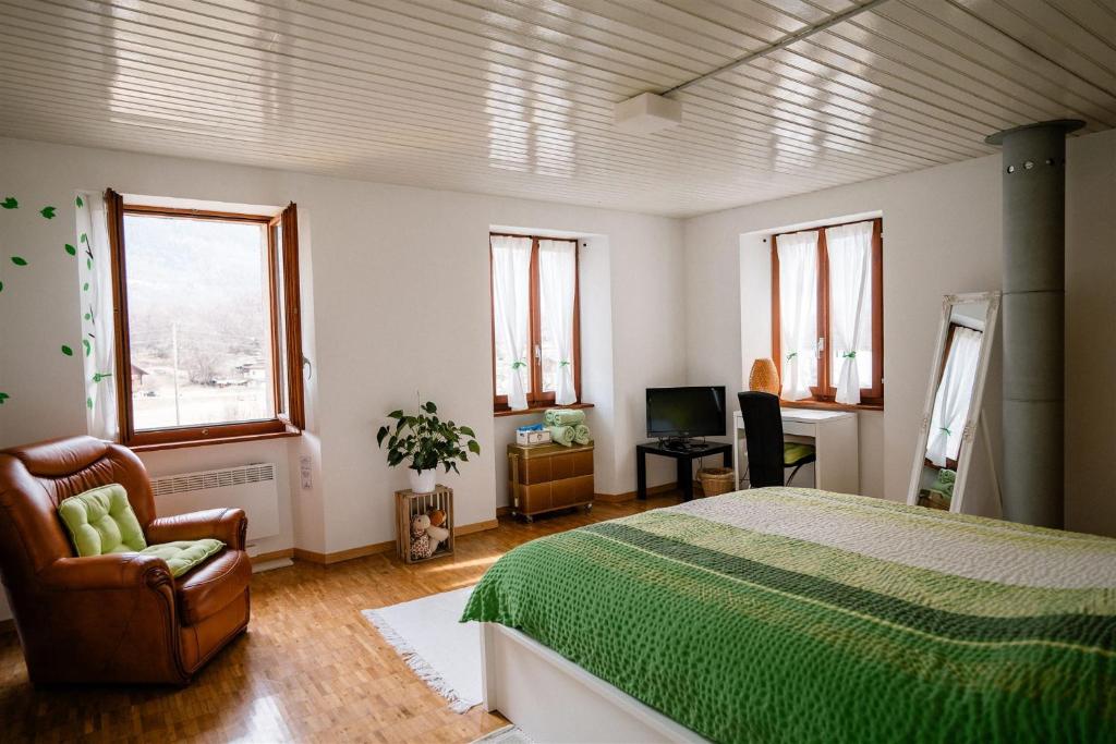 in lak'ech - rooms, Chironico