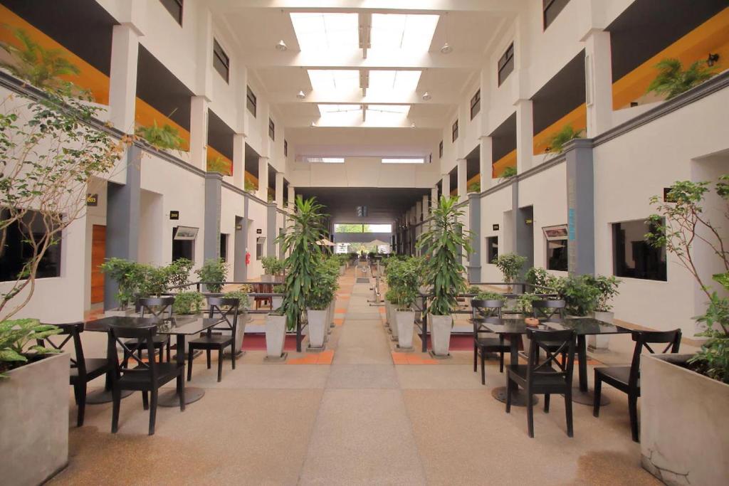 安达拉姆卡亨由圣詹姆斯霍特尔管理 (Anda Ramkhamhaeng By St.James Hotel)