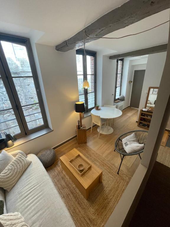 Hyper Centre, Perle Rare et Chic Urbain, Dieppe