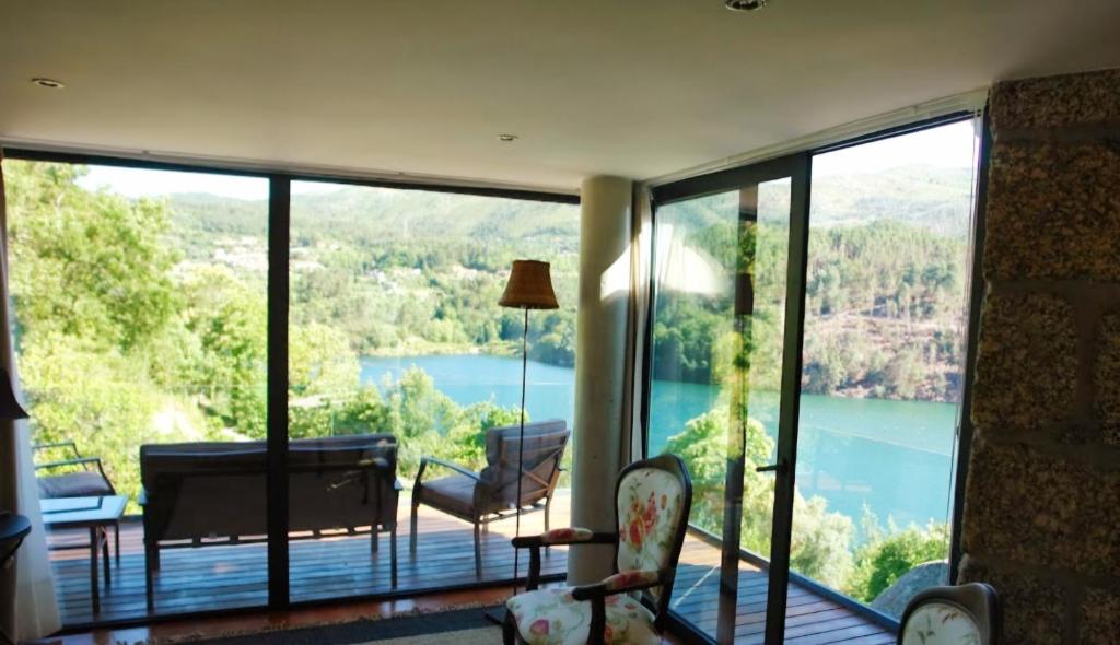 Casa do Penedo - Quinta de Fundevilla, Geres