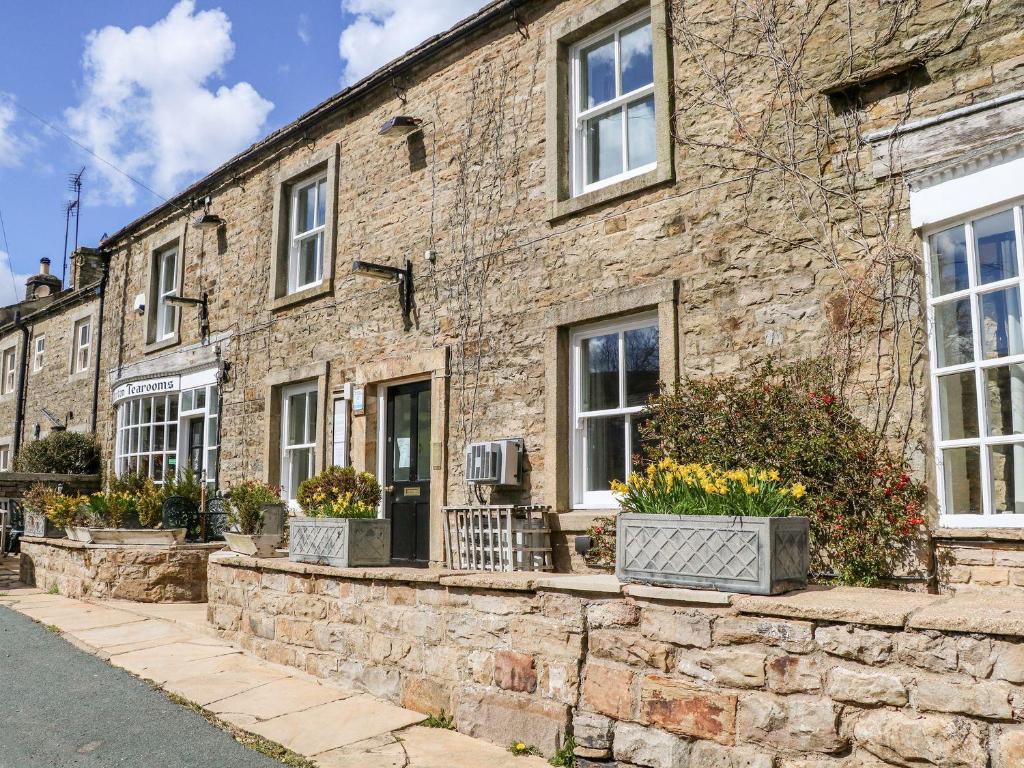 Keartons - Buttertubs, Richmond