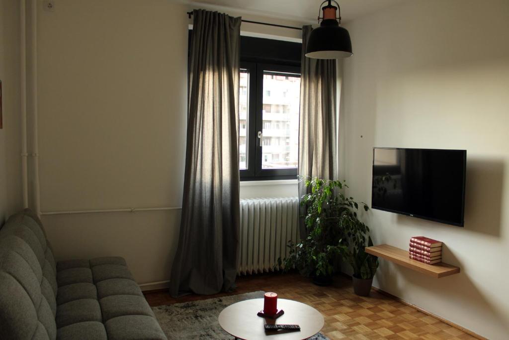 Oasis Residences B - 1