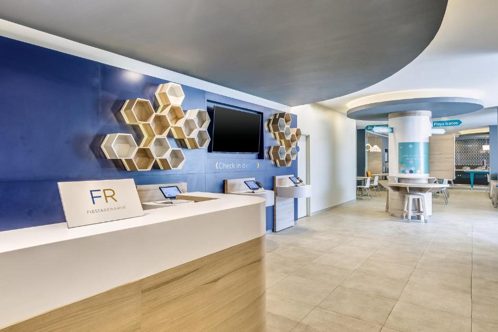 フロント・ロビー