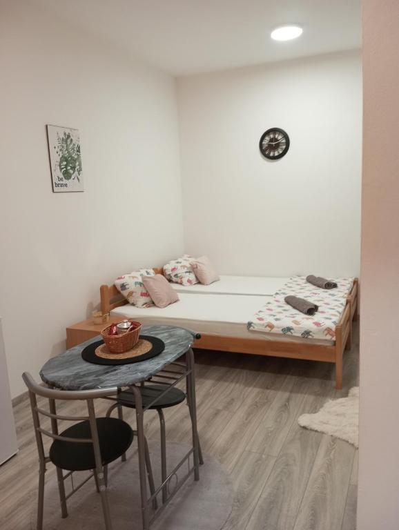 Studio Hadrovic, Mostar