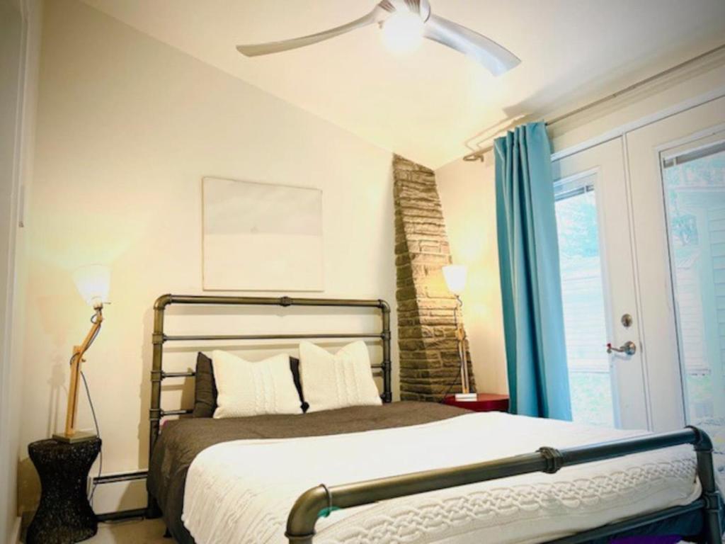 Catskill Cabin Duplex Apartment, Shandaken