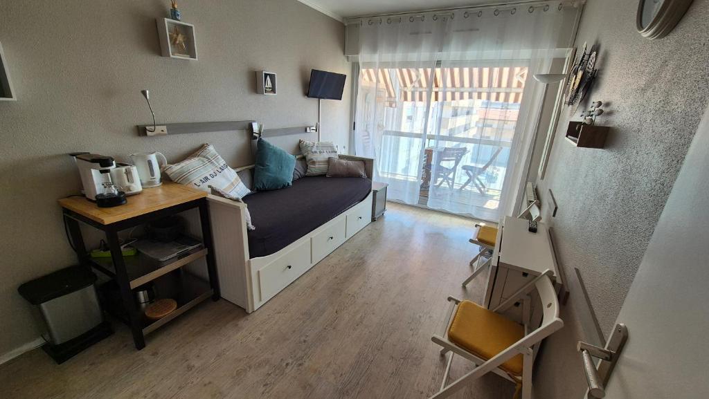 Studio belle vue, calme, balcon et parking - 2