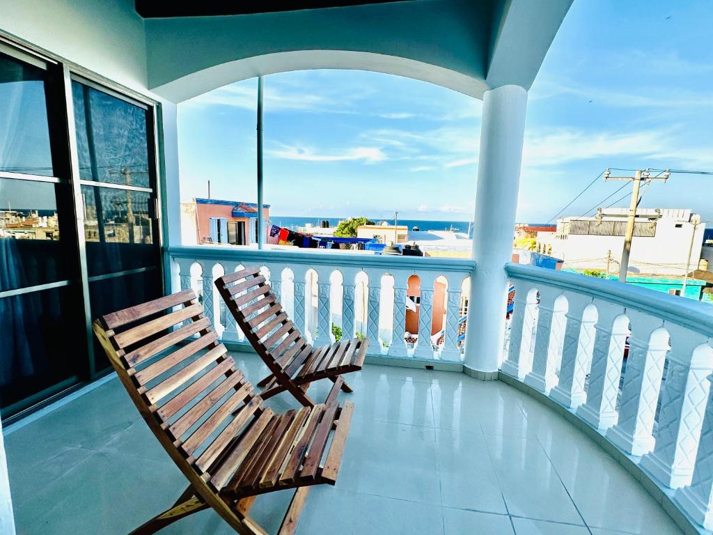 Spacious 3-story private house with ocean view - 1