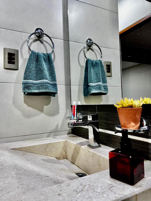 Departamento entero rincon de luz - 5