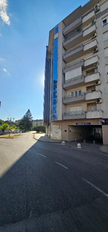 Monogram, Banja Luka