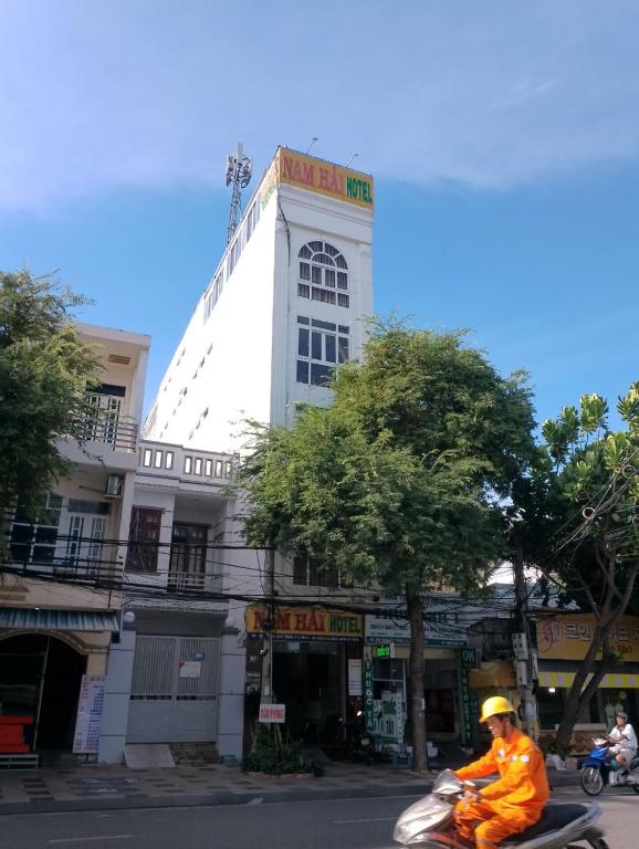 Nam Hải Hotel