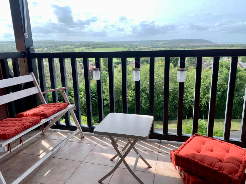 Appartement vue mer - plage à pieds, Blonville-sur-Mer