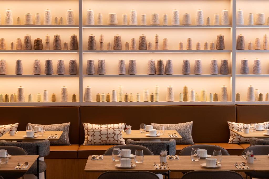 Hotel Dining