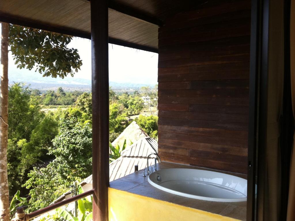 2. 창빠이 힐 (C..