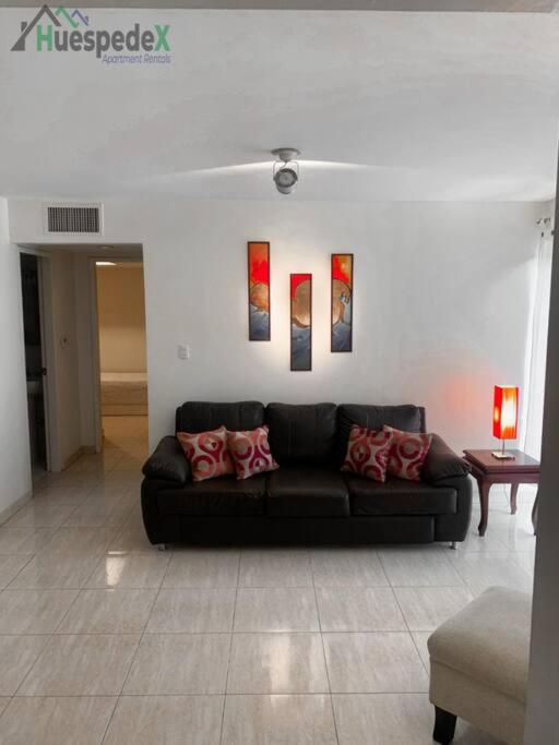 Lindo y Acogedor Apartamento En La Trinidad, Caracas - 2