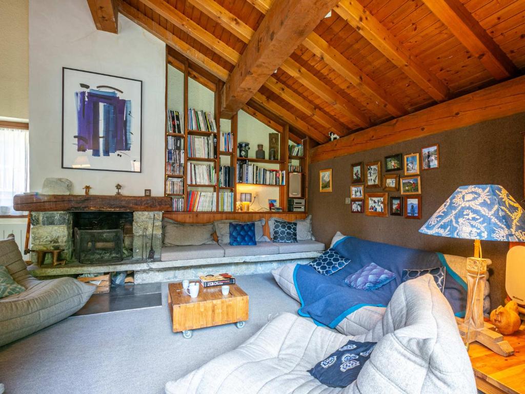 Chalet individuel, chaleureux avec cheminée et WIFI à Val-d'Isère - 4