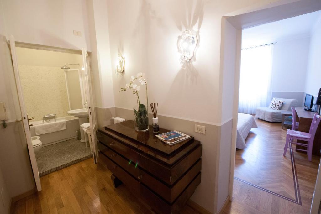 Florian Rooms Guest House photo