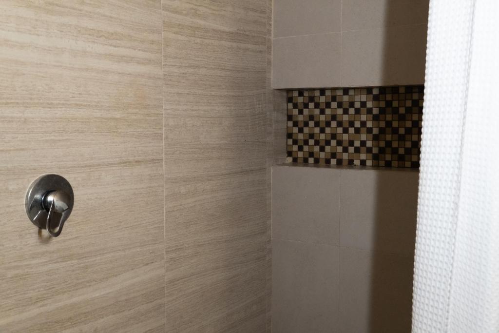 Infinity Suites single room 104 - 4