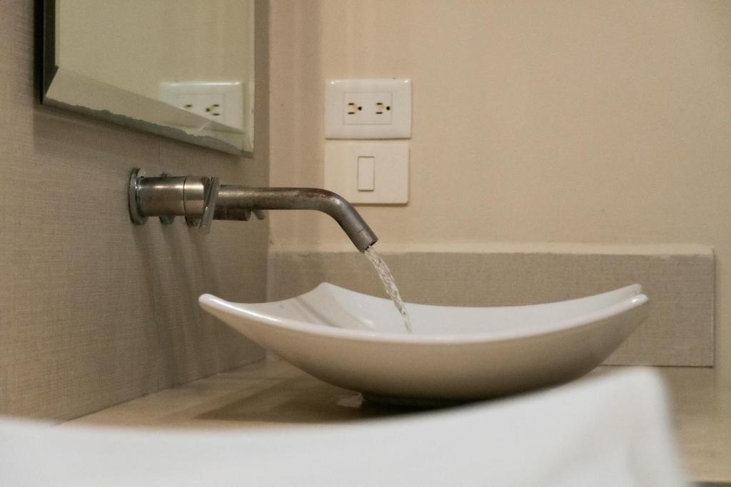 Infinity Suites triple room 105 - 5