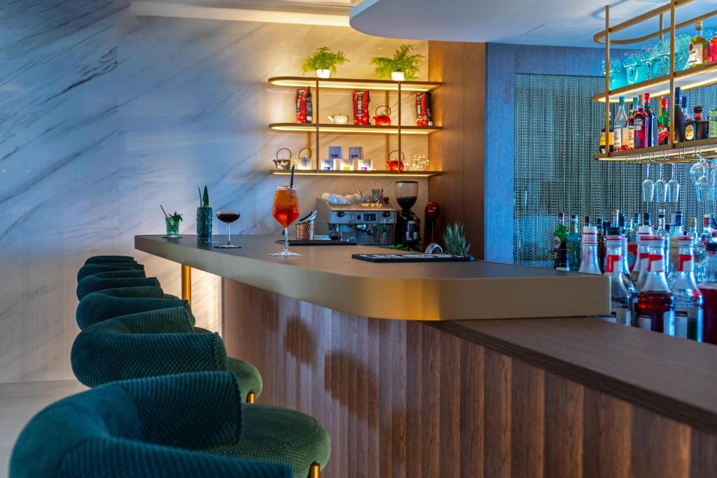Bar/lounge
