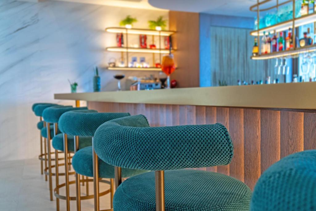 Bar/lounge