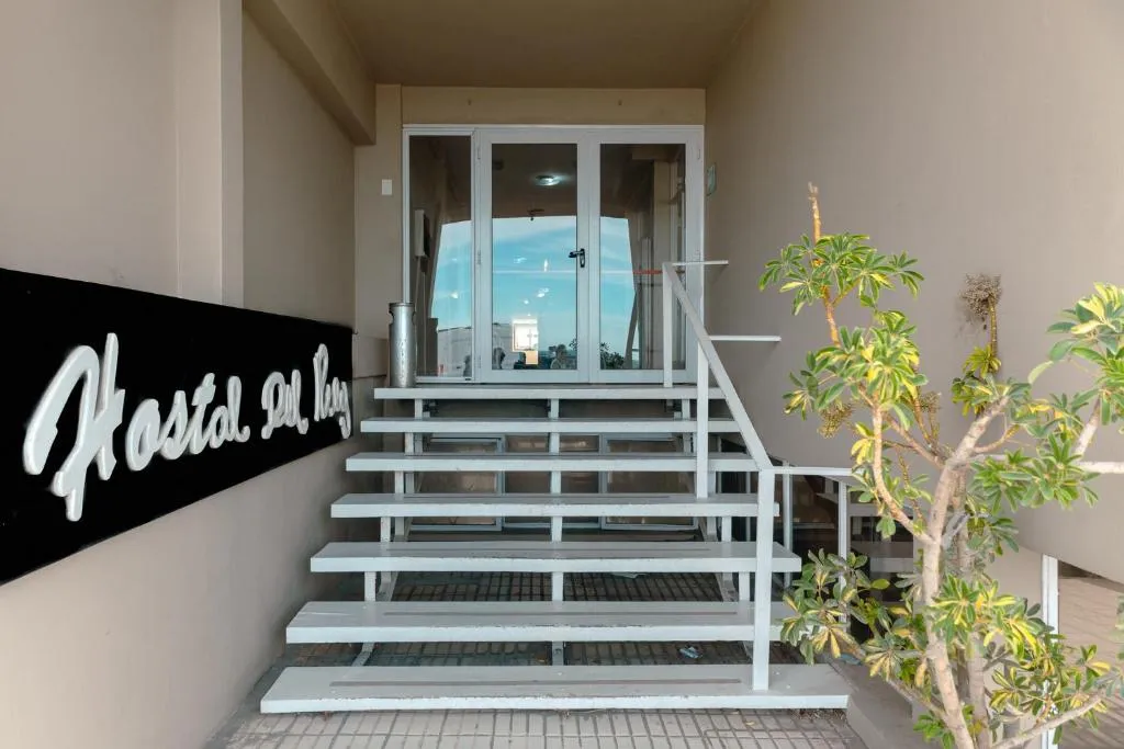 Rayentray Hostal, hotel in Puerto Madryn