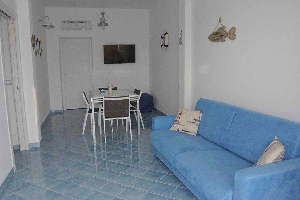 Casa Vacanze La Rosa - Baia Cornino - 3