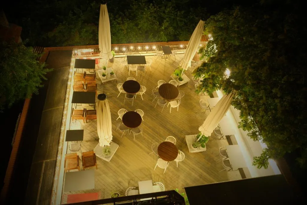 Family Hotel Ramira, hotel in Kyustendil