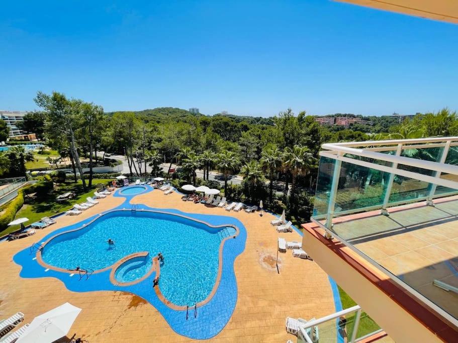 Familiar con Piscina y Parking - 1