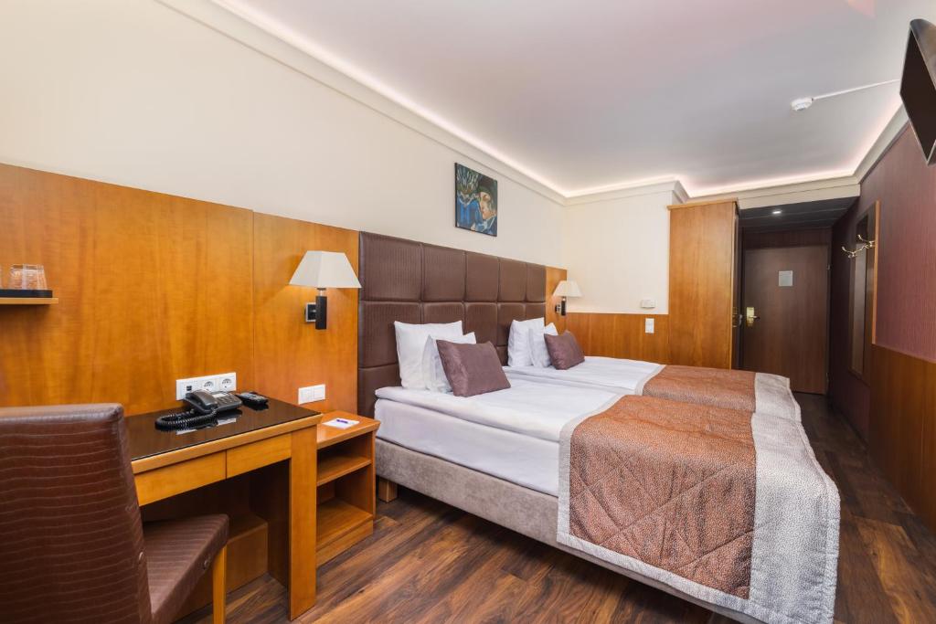 Budapest Exe Carlton Hotel Budapest Additional