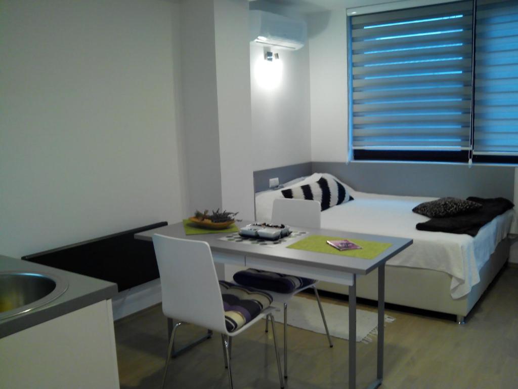Dea's Studio Apartment - 4