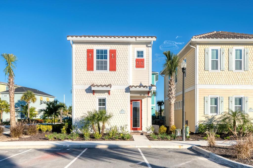 Charming Cottage With Private Pool Near Disney With Margaritaville Resort & Island H2O Access - 8049Kd, Orlando