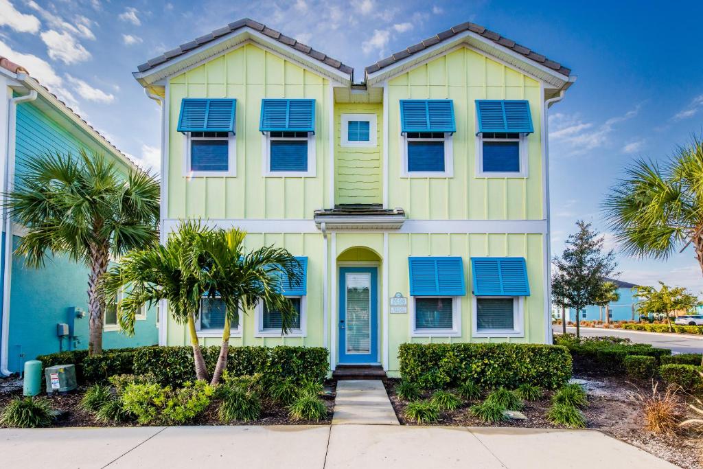 Flip Flops And Tank Tops Cottage With Private Pool Near Disney With Margaritaville Resort & Island H2O Access - 8098Kd, Orlando