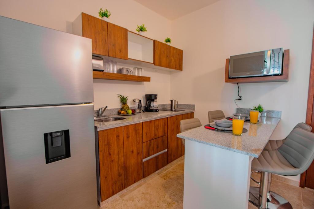 Itzamna luxury condos whit ocean viewpool - 4