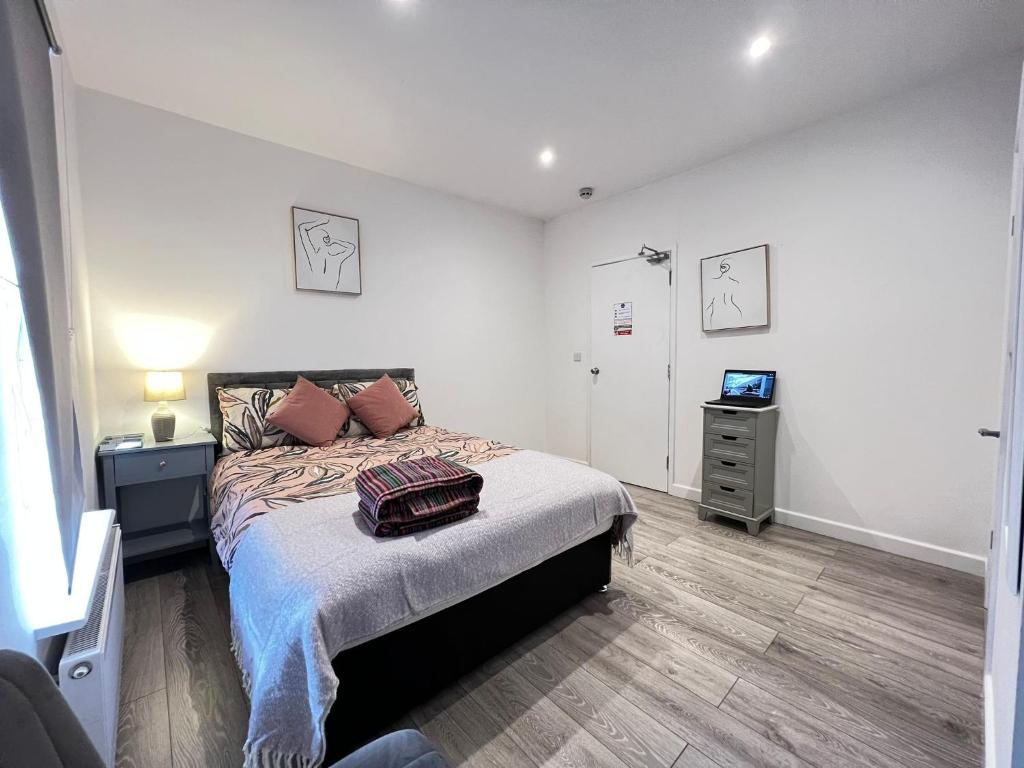 Dunamis Staycation West Croydon, Croydon