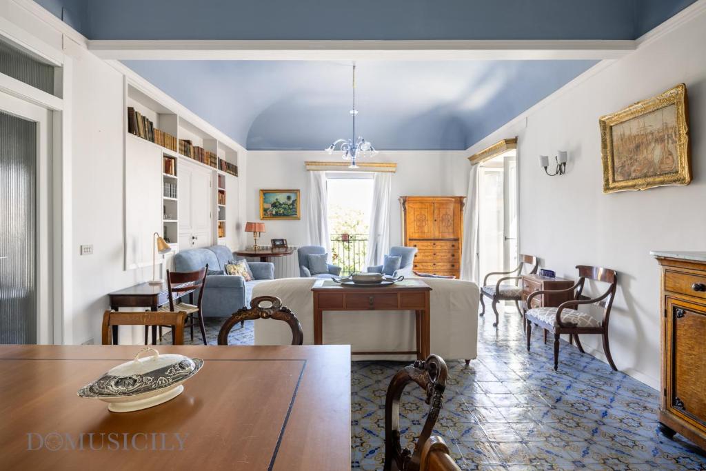 Palazzo Fatta Apartment by DomuSicily - 3