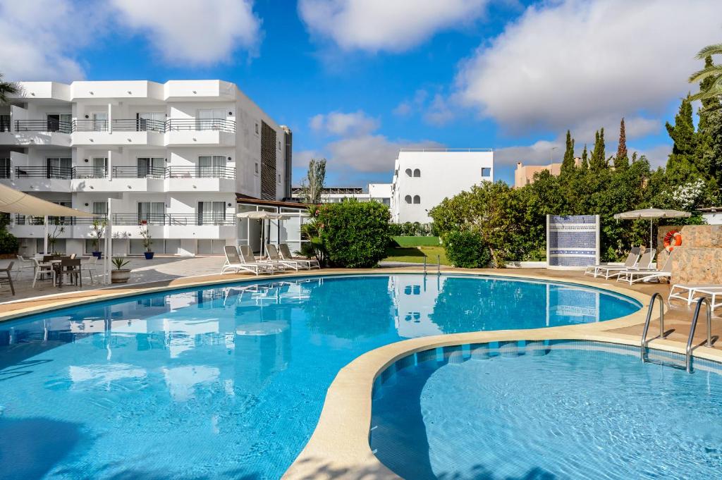Hotel Vibra Isola - Adults only スイミングプール