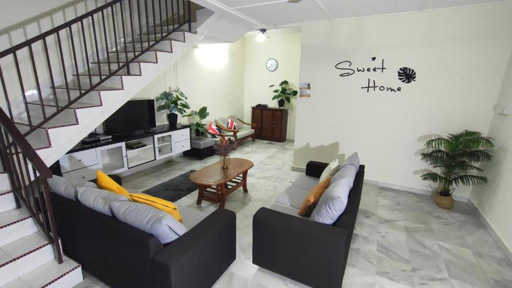 77 homestay 5Min to Leaning Tower, Teluk Intan