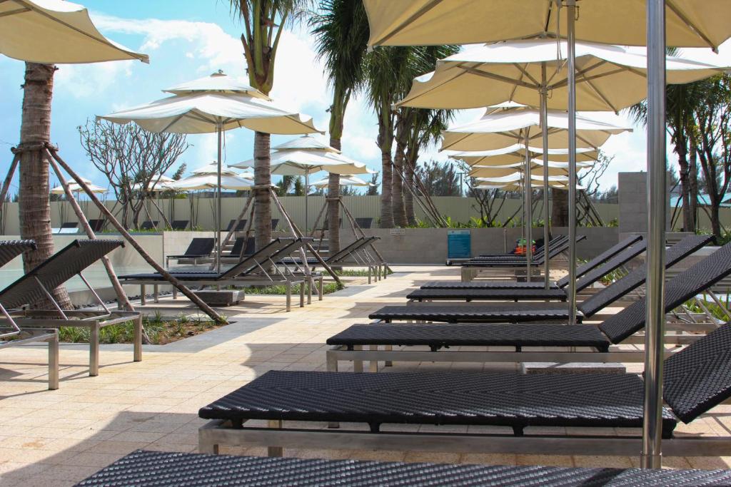 Ocean Apartment with Garden