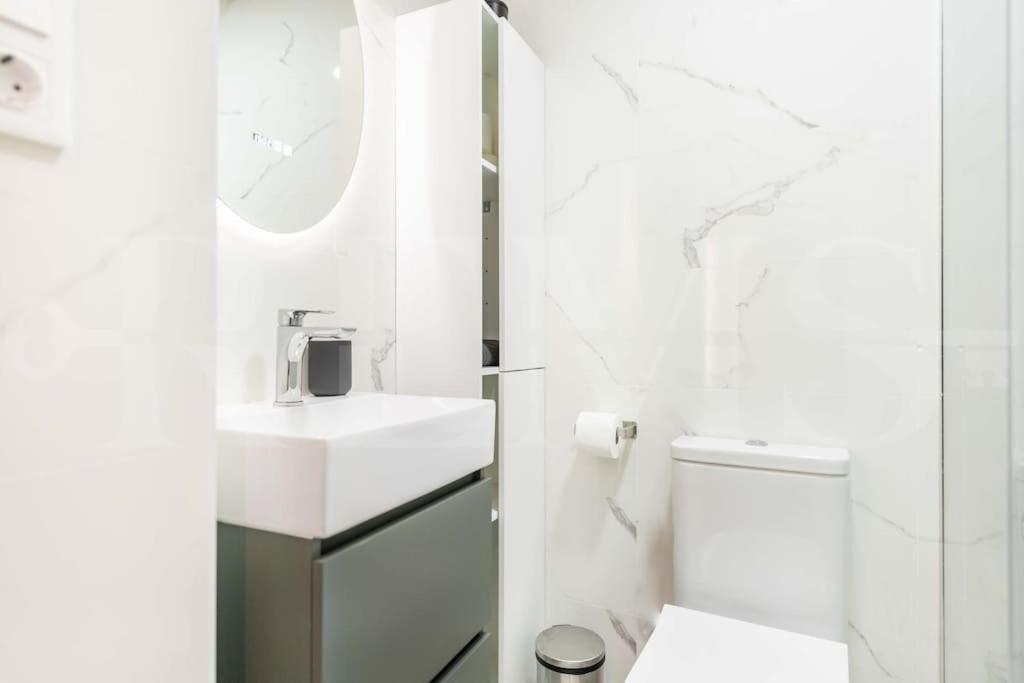 Hidden Gem studio in the heart of Malaga by REMS - 4