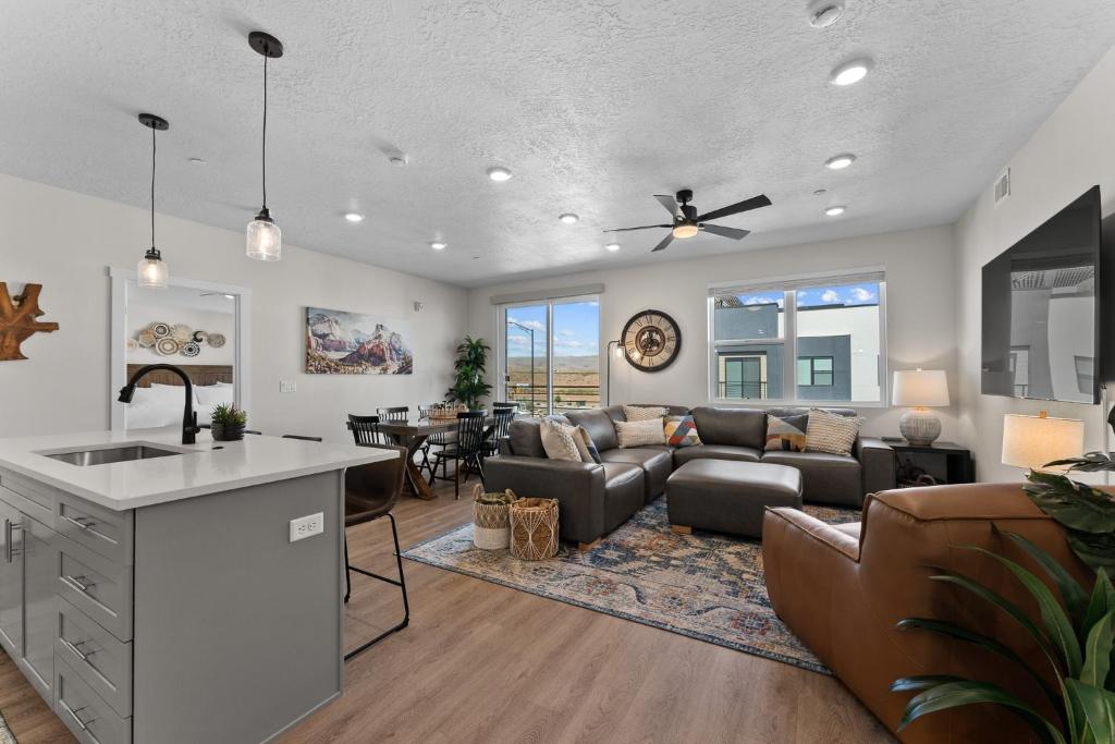 Surf & Sand Castle condo, Atkinville