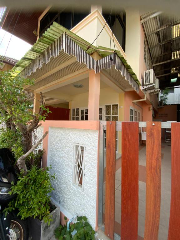 Cozy Corner in the City, Hua Hin